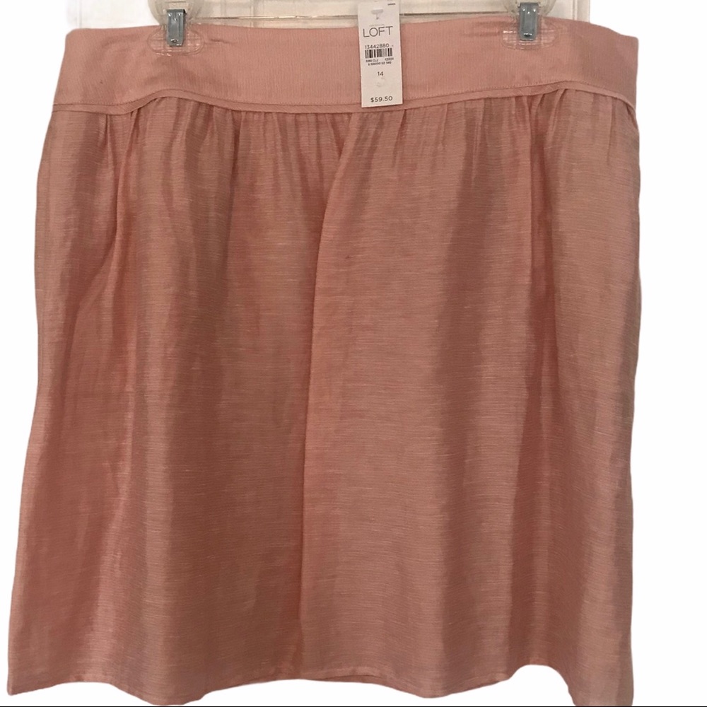 LOFT peach mini skirt - Picture 2 of 4